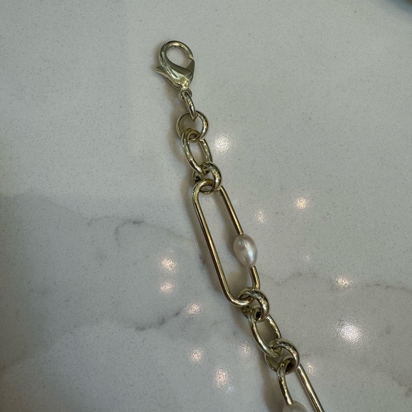 Kendra Scott chunky gold necklace with pearls NWT - Picture 3 of 6